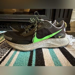 Used in good condition Nike Pegasus Trail 3